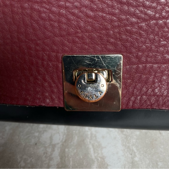 Furla red brown black leather full zip satchel crossbody handbag EUC - Picture 4 of 15